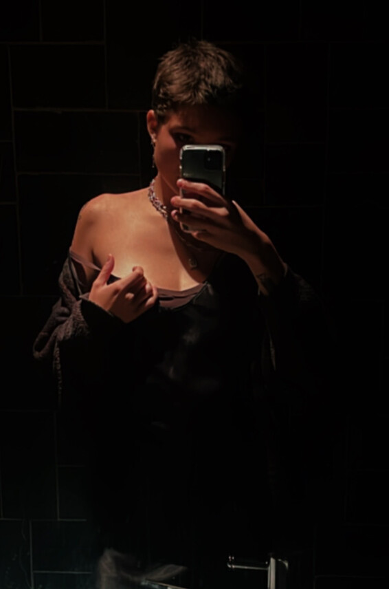 Wifeyeva Photos