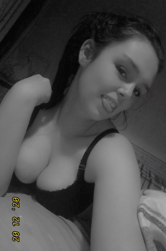 Boobed_Princess Amateur Photos