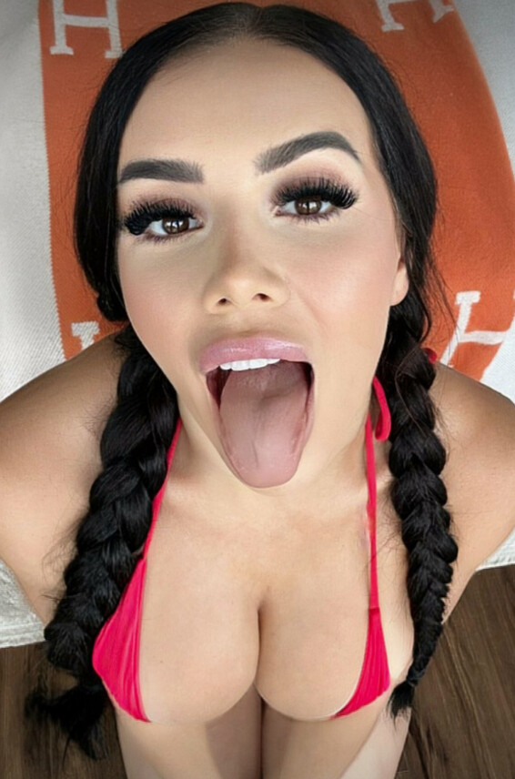 Amateur Photos Desireedesirexoxo